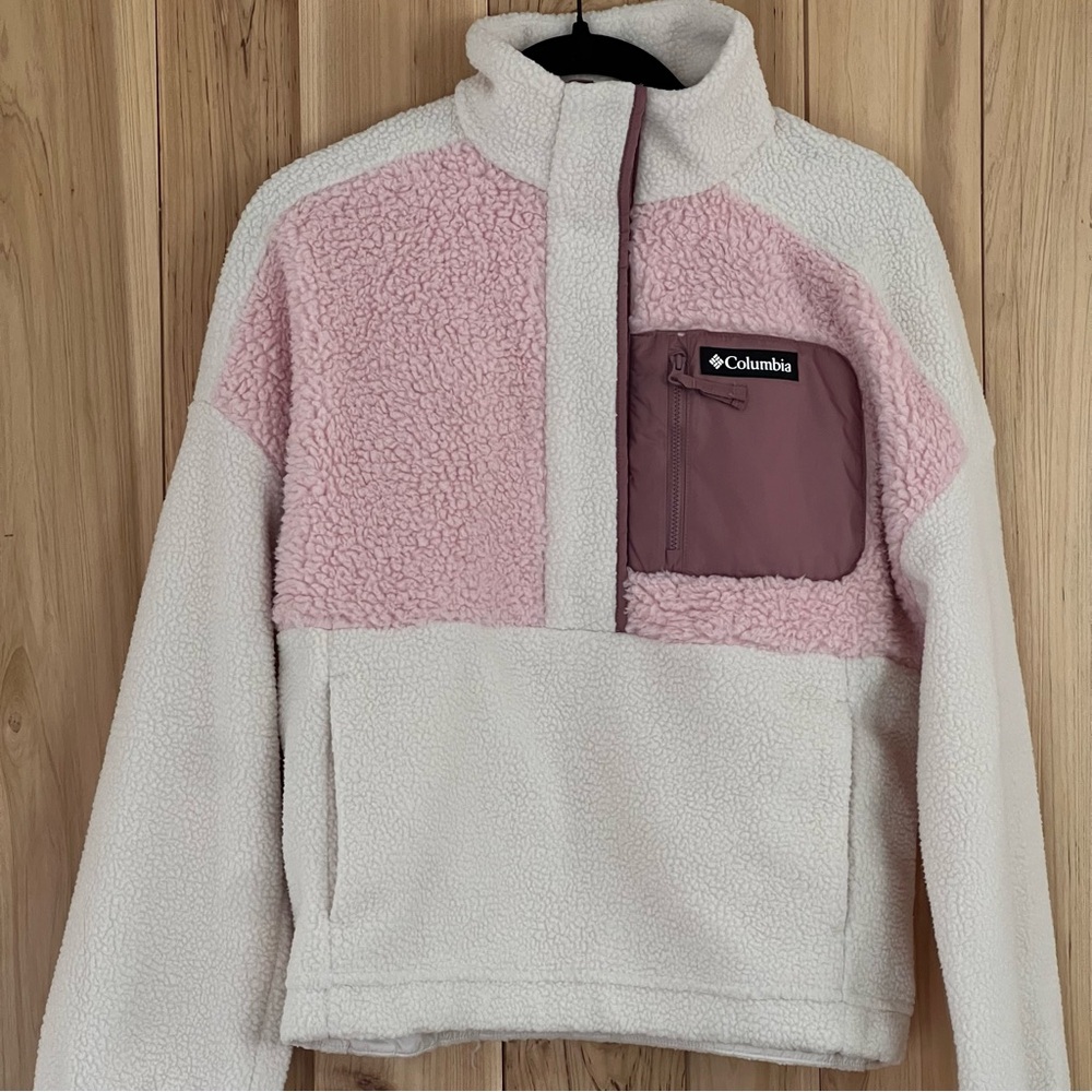 Columbia White and Light Pink Sherpa Pullover Jacket
